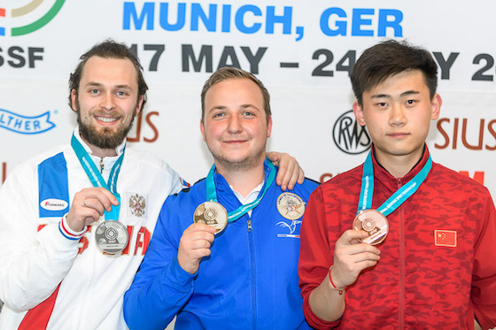 CMMUNICH2017 001_FR3X40.jpg CMMUNICH2017 001_FR3X40.jpg