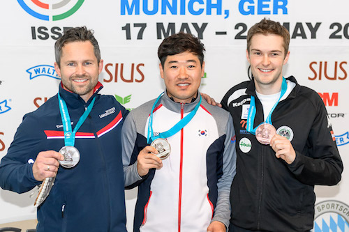 CMMUNICH2017 001_FR60PR.jpg CMMUNICH2017 001_FR60PR.jpg