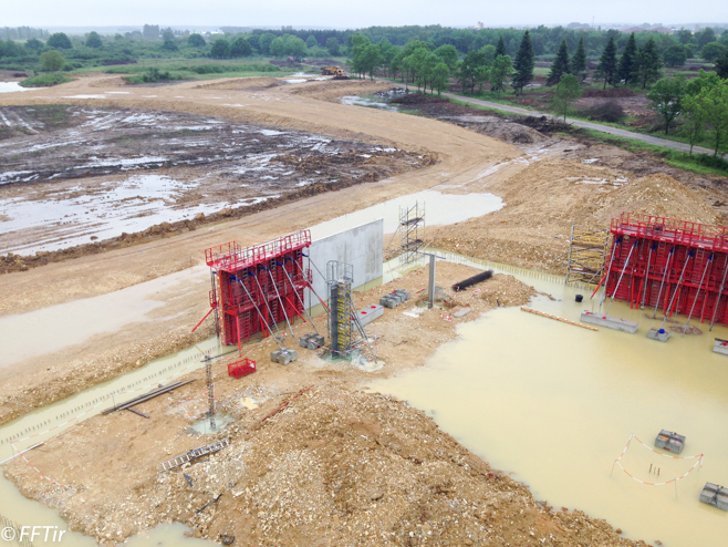 Vue_vers_le_nord_du_chantier_CNTS_-_2_juin_2016_-_IMG_2320.jpg