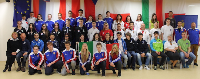 YL2016 Team 2.jpg YL2016 Team 2.jpg